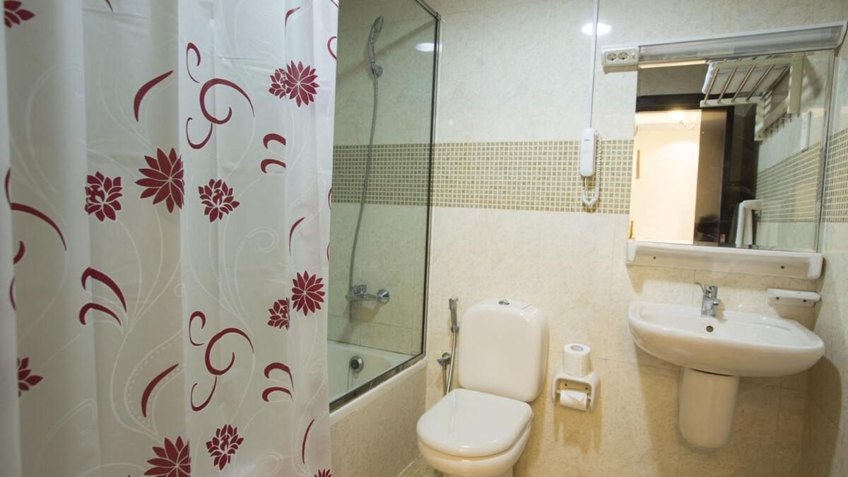 Executive Suite Room In Barsha 1 Near Moe Metro ดูไบ ภายนอก รูปภาพ