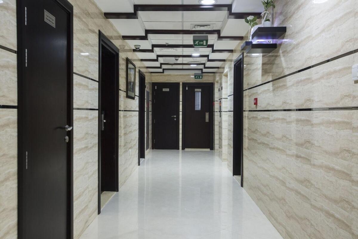 Executive Suite Room In Barsha 1 Near Moe Metro ดูไบ ภายนอก รูปภาพ